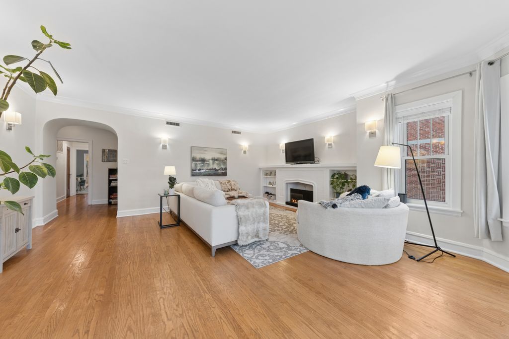 6436 N Damen Avenue 3N, Chicago, IL 60645 — photo 4
