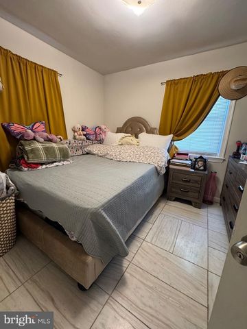 5007 OGLETHORPE ST, Riverdale, MD 20737