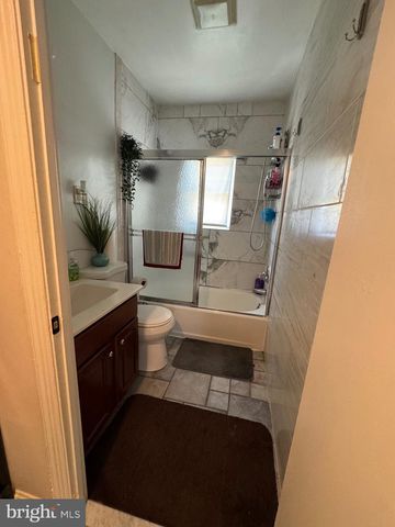 5007 OGLETHORPE ST, Riverdale, MD 20737