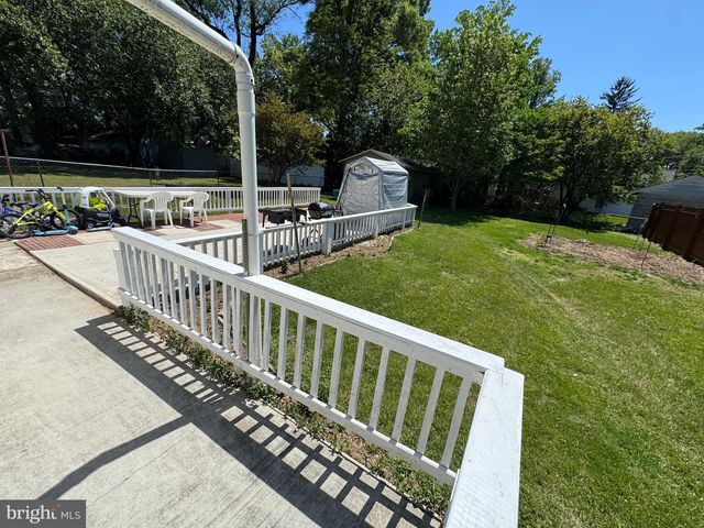 5007 OGLETHORPE ST, Riverdale, MD 20737