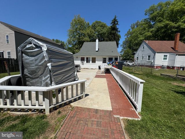 5007 OGLETHORPE ST, Riverdale, MD 20737