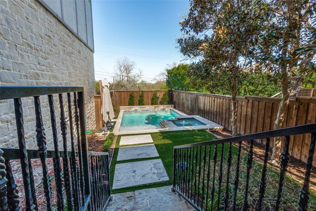 8003 Deer Trail Drive, Dallas, TX 75238