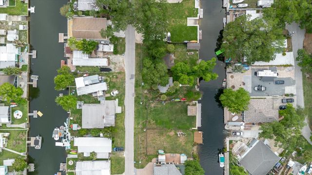 5323 CIRCLE DRIVE, Weeki Wachee, FL 34607