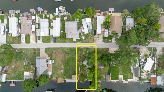 5323 CIRCLE DRIVE, Weeki Wachee, FL 34607