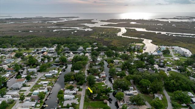 5323 CIRCLE DRIVE, Weeki Wachee, FL 34607