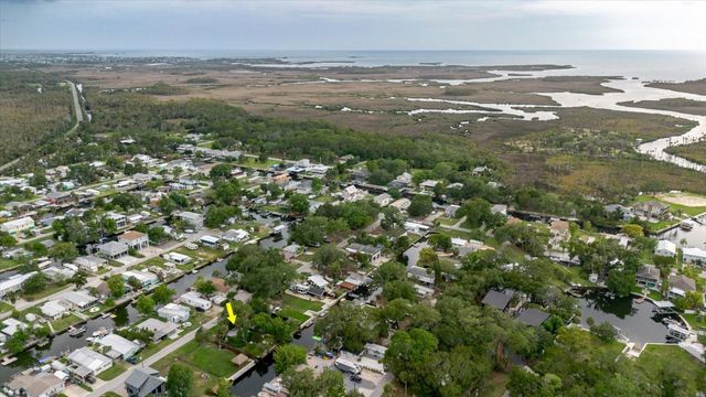 5323 CIRCLE DRIVE, Weeki Wachee, FL 34607