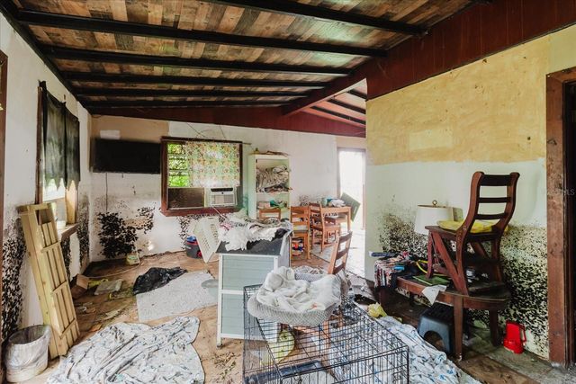 5323 CIRCLE DRIVE, Weeki Wachee, FL 34607