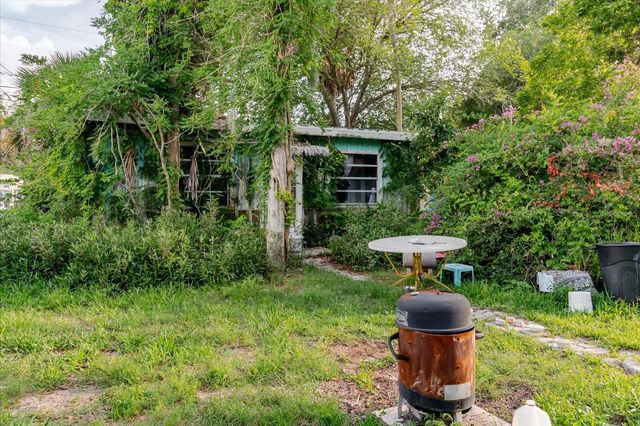 5323 CIRCLE DRIVE, Weeki Wachee, FL 34607