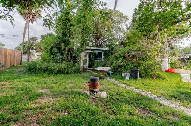 5323 CIRCLE DRIVE, Weeki Wachee, FL 34607