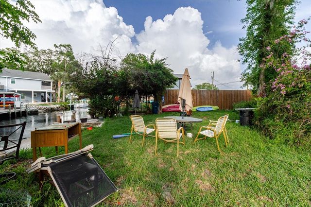 5323 CIRCLE DRIVE, Weeki Wachee, FL 34607
