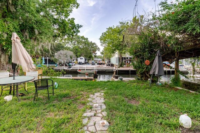 5323 CIRCLE DRIVE, Weeki Wachee, FL 34607