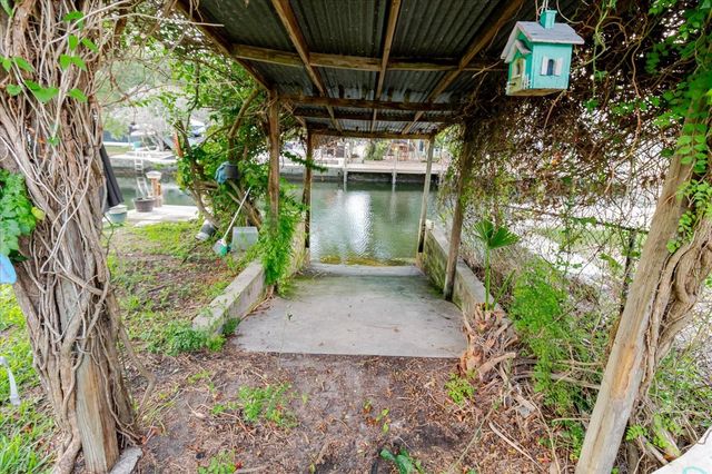 5323 CIRCLE DRIVE, Weeki Wachee, FL 34607