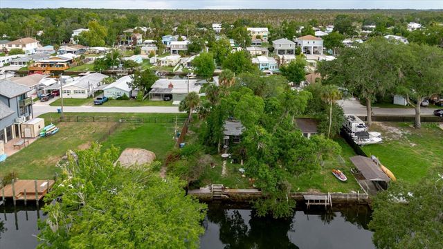 5323 CIRCLE DRIVE, Weeki Wachee, FL 34607