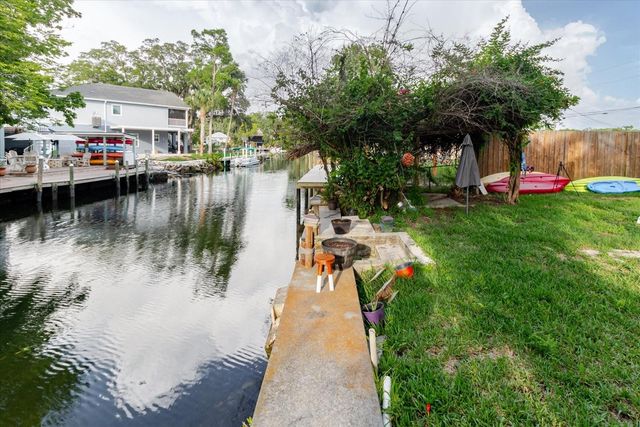 5323 CIRCLE DRIVE, Weeki Wachee, FL 34607
