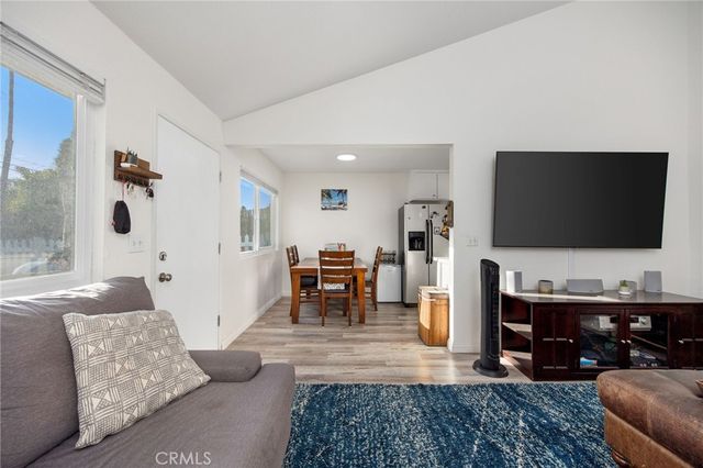 204 Springfield Avenue, Huntington Beach, CA 92648