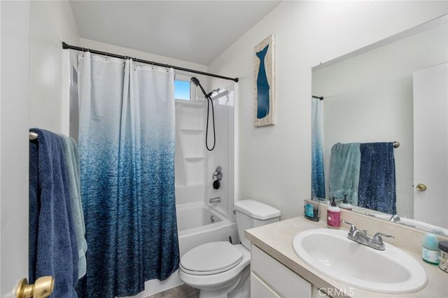204 Springfield Avenue, Huntington Beach, CA 92648