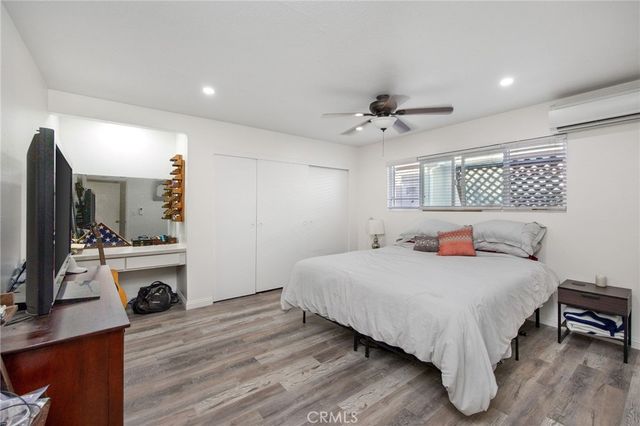204 Springfield Avenue, Huntington Beach, CA 92648
