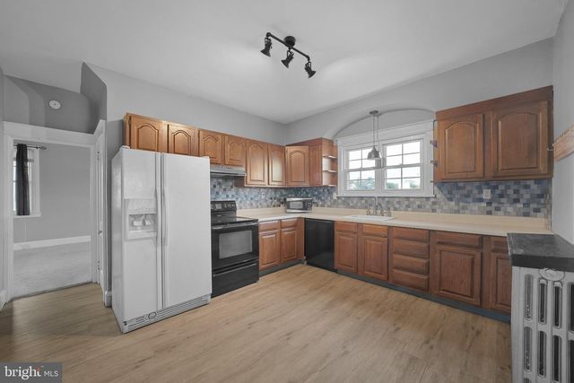 2230 PENN AVE, Reading, PA 19609