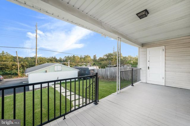 2230 PENN AVE, Reading, PA 19609