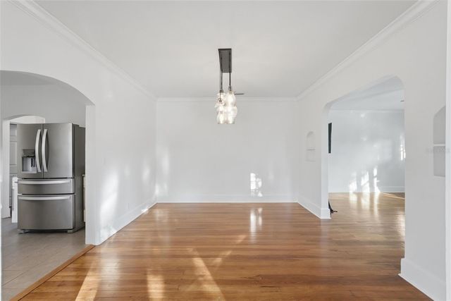 2059 BURLINGTON AVENUE N, St Petersburg, FL 33713