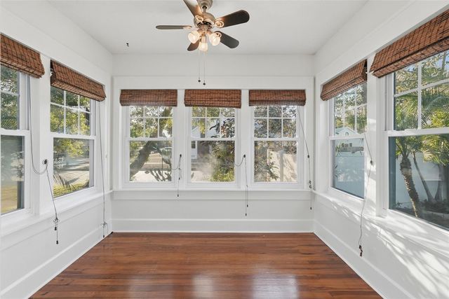 2059 BURLINGTON AVENUE N, St Petersburg, FL 33713