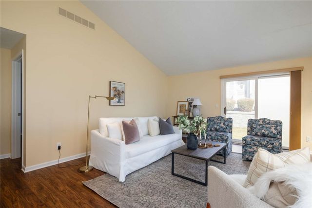 60 Chenin Run, Perinton, NY 14450