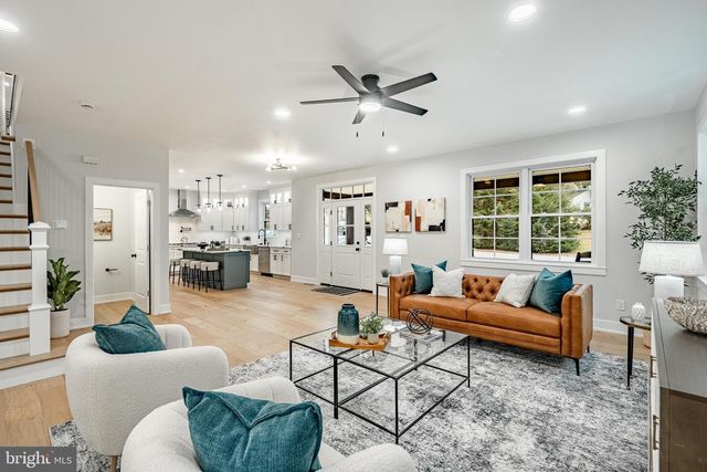 714 S WAYNE ST, West Chester, PA 19382