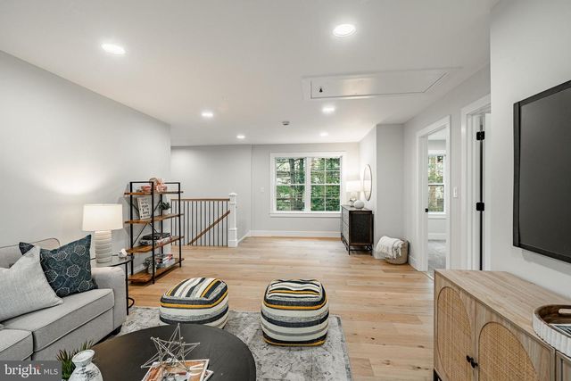 714 S WAYNE ST, West Chester, PA 19382