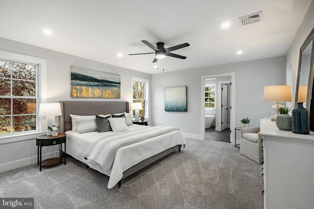 714 S WAYNE ST, West Chester, PA 19382