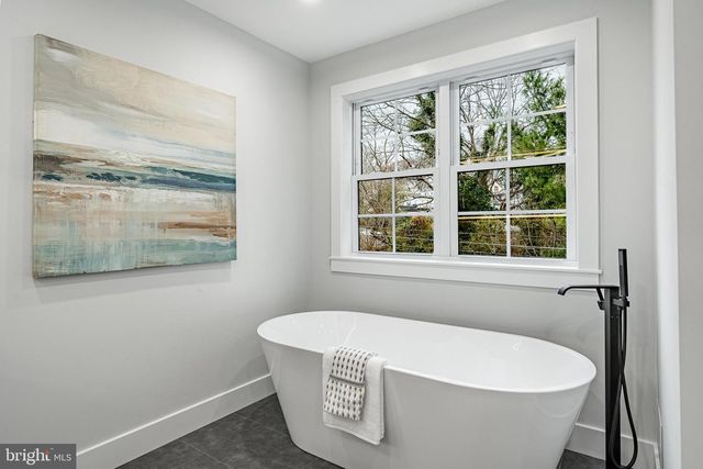 714 S WAYNE ST, West Chester, PA 19382