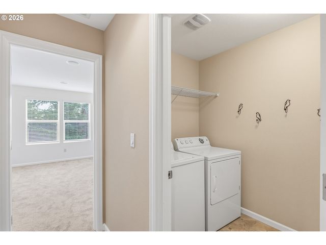 11880 Sw HORIZON Blvd, Beaverton, OR 97007