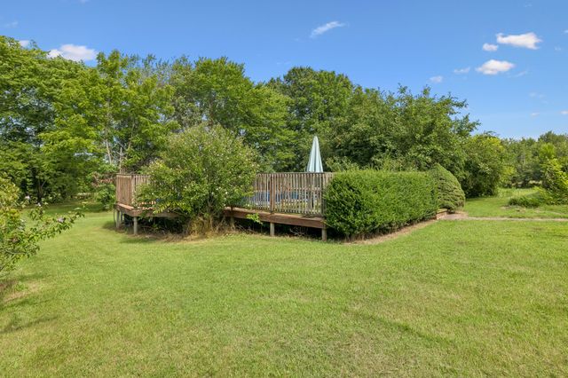 1422 Dove Ln, Springfield, TN 37172