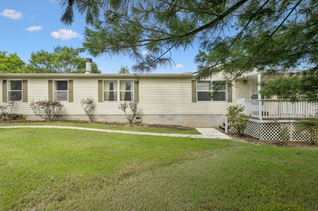 1422 Dove Ln, Springfield, TN 37172