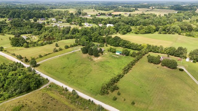 1422 Dove Ln, Springfield, TN 37172