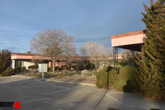 1030-1040 Truman Street SE, Albuquerque, NM 87108