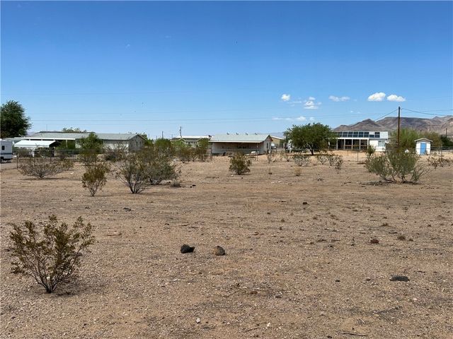 3429 W Malibu Road, Golden Valley, AZ 86413