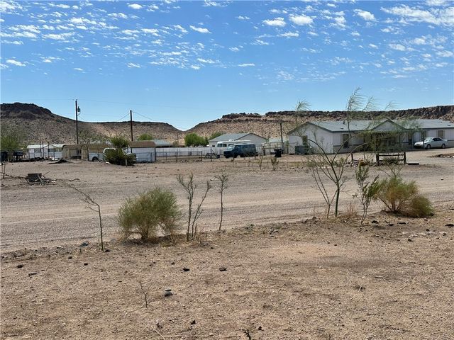 3429 W Malibu Road, Golden Valley, AZ 86413