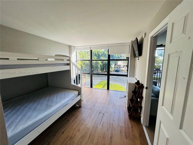17021 N Bay Road 219, Sunny Isles Beach, FL 33160