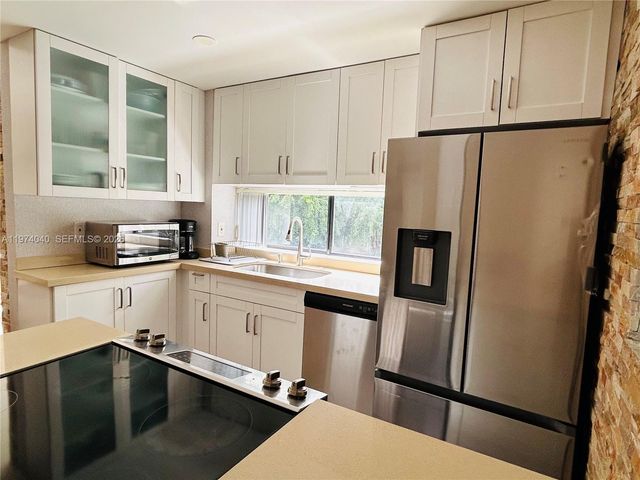 17021 N Bay Road 219, Sunny Isles Beach, FL 33160