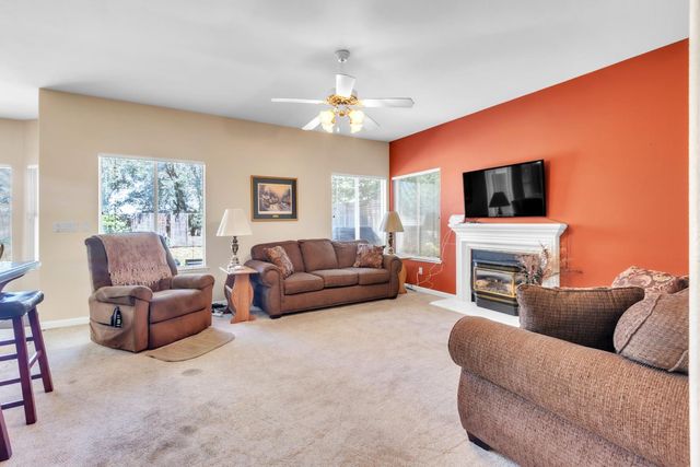3923 Garmisch Ct, Antelope, CA 95843