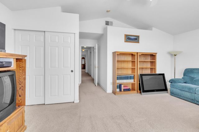 3923 Garmisch Ct, Antelope, CA 95843