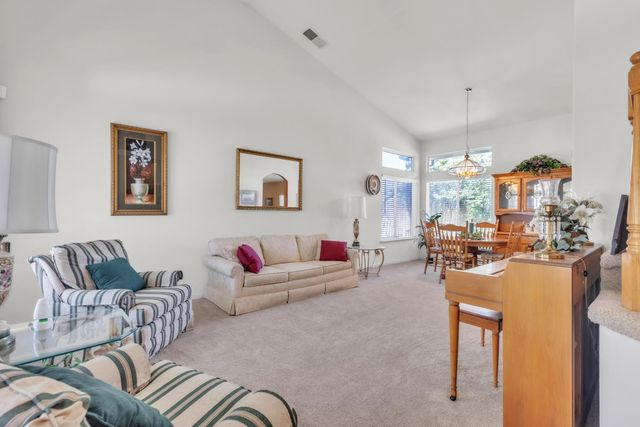 3923 Garmisch Ct, Antelope, CA 95843