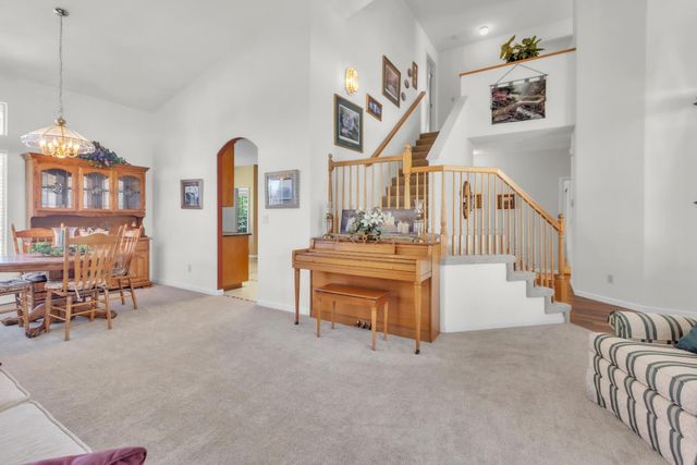 3923 Garmisch Ct, Antelope, CA 95843