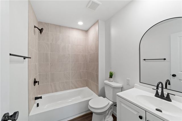 4061 Harwood Road, South Euclid, OH 44121