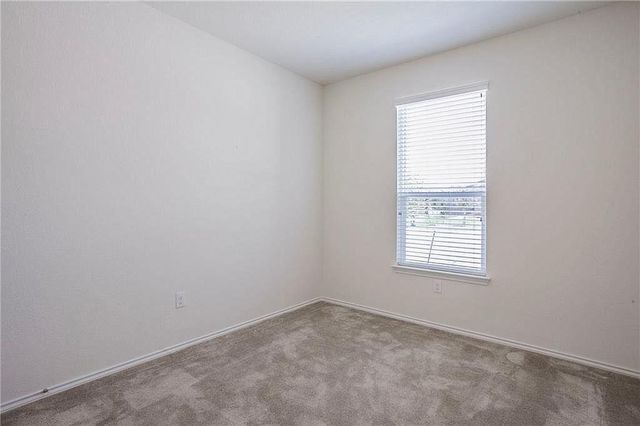 811 Sawbuck DR, Pflugerville, TX 78660