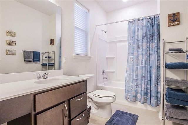 811 Sawbuck DR, Pflugerville, TX 78660