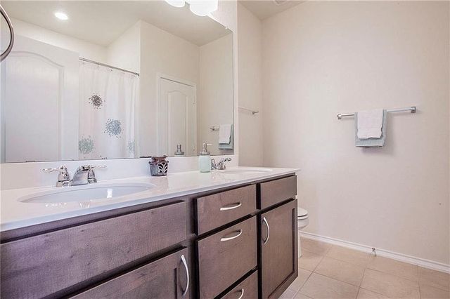 811 Sawbuck DR, Pflugerville, TX 78660