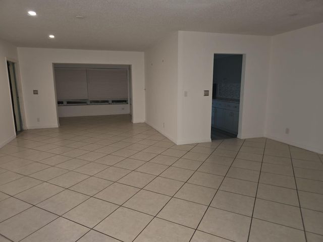 5073 Lakefront Boulevard C, Delray Beach, FL 33484