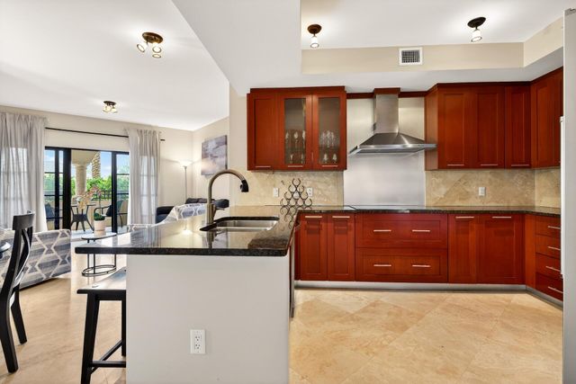 2409 N Ocean Boulevard 328, Fort Lauderdale, FL 33305