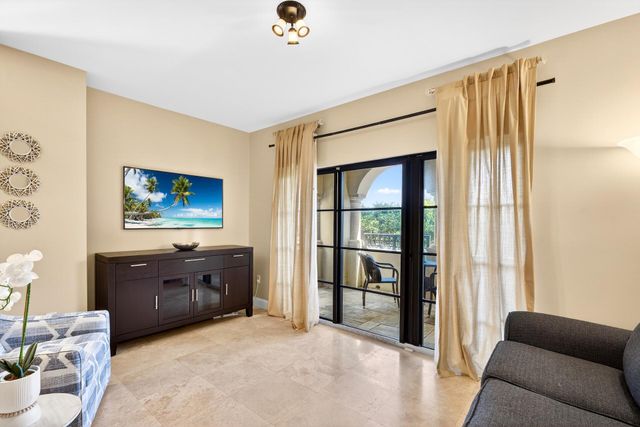 2409 N Ocean Boulevard 328, Fort Lauderdale, FL 33305